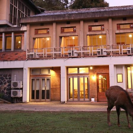 Mountain Home Lodge In Deer Park Nara Exterior foto